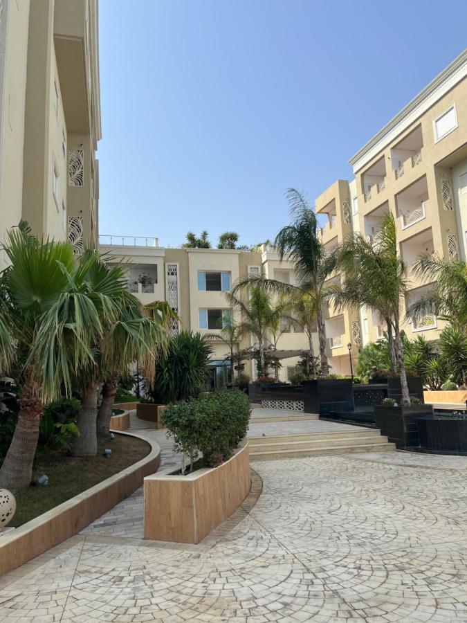 Super Appartement Avec 5 Piscines En Residence Monastir Exteriör bild